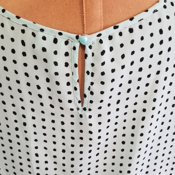 ELLE Mint Black Polka Dot top with Flared Sleeves - Picture 2 of 7